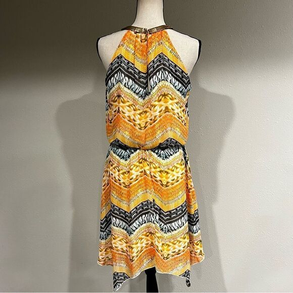 Asymmetrical halter zigzag print dress - Picture 7 of 15